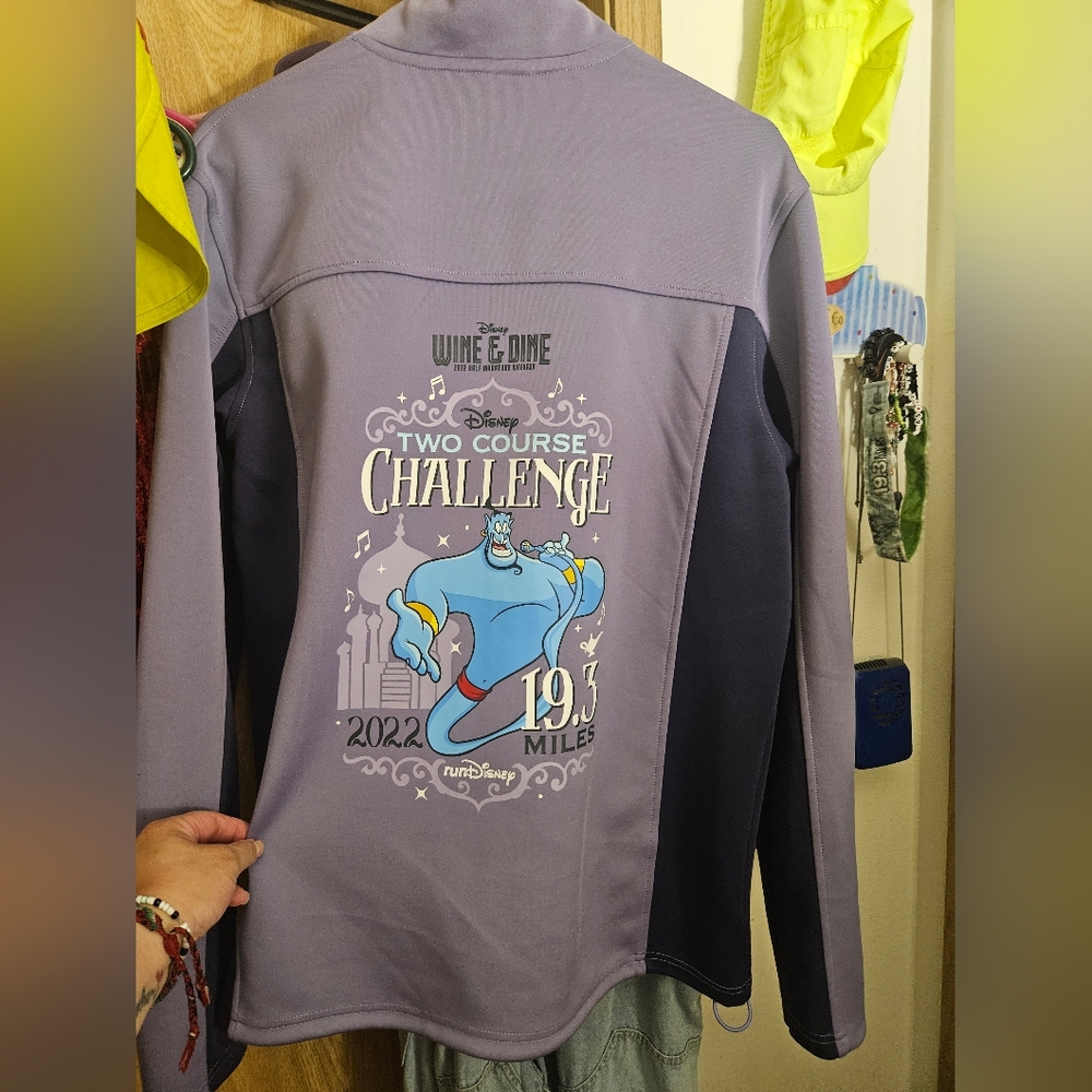 2022 RunDISNEY Wine & Dine Half Marathon Weekend 2 Course Challenge Zipup Jacket